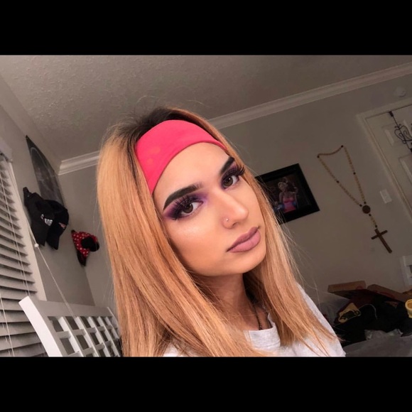 Meet the Posher Other - Meet your Posher, Annise